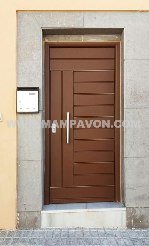 arco Adiós patrocinador Puertas residenciales de aluminio de imitación madera - Aluminio y PVC  Sevilla